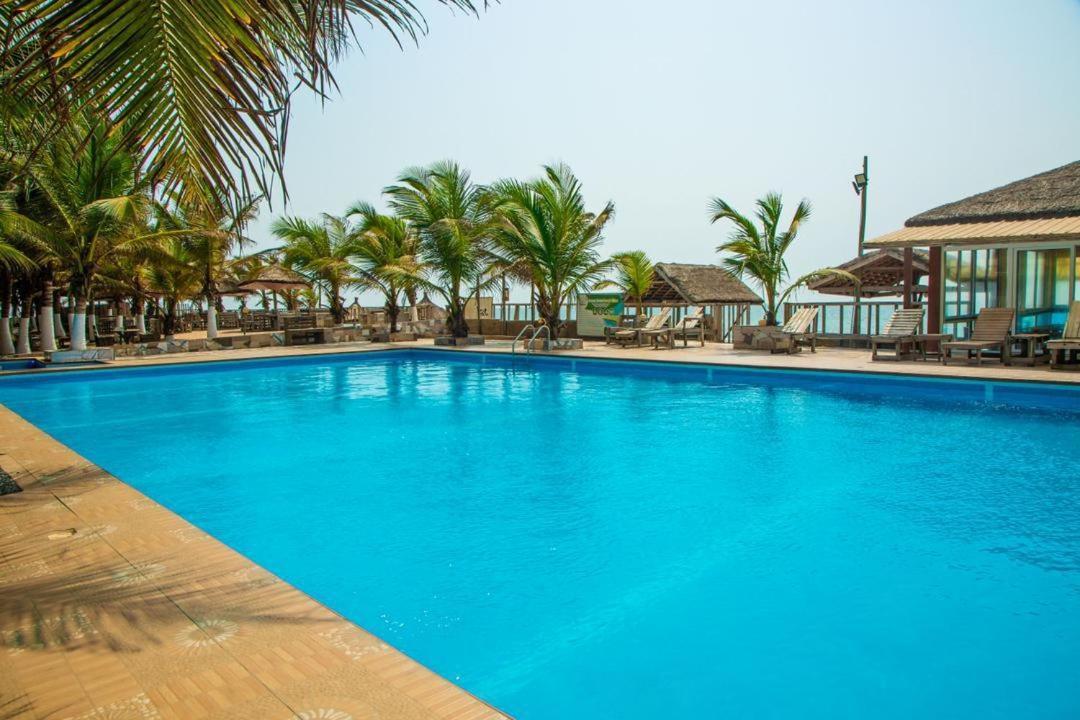 Ocean Green Beach Resort Prampram Exteriér fotografie